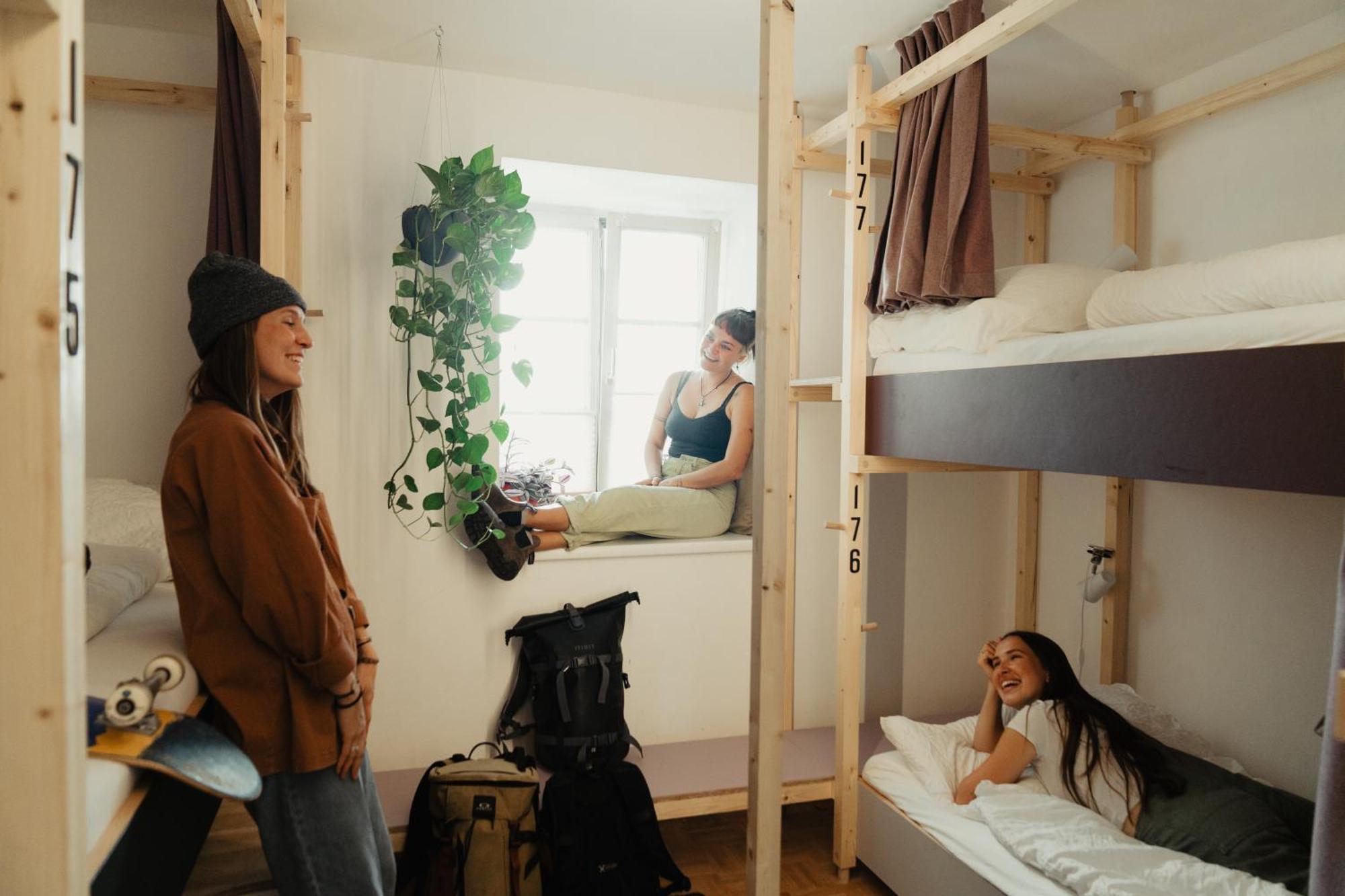 Montagu Hostel Innsbruck Ngoại thất bức ảnh